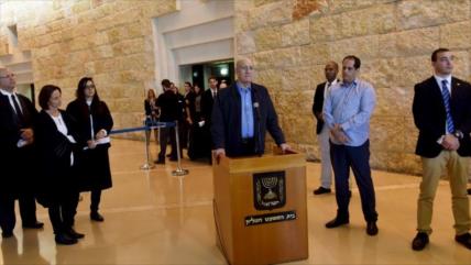 Expremier israelí cancela viaje a Suiza por temor a ser arrestado