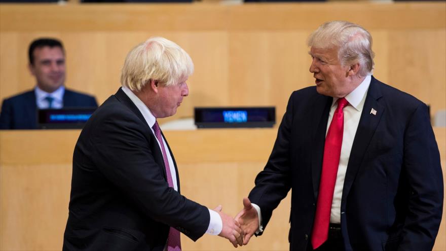 Trump pacta con Johnson ampliar lazos económicos tras el Brexit | HISPANTV
