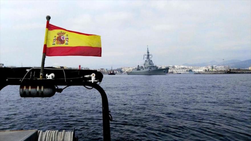 La fragata ‘Méndez Núñez’ de la Armada de España en la ciudad autónoma española de Ceuta (sur).
