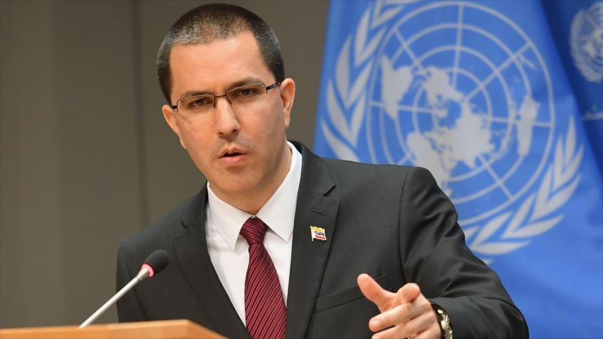 El ministro de Relaciones Exteriores de Venezuela, Jorge Arreaza, ofrece un discurso en Nueva York, 22 de febrero de 2019. (Foto: AFP)