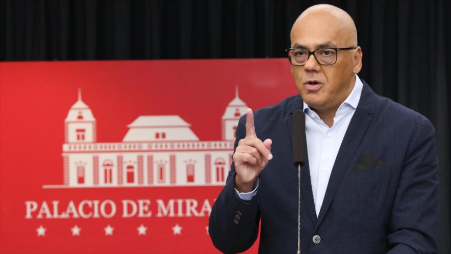 ‘EEUU presiona más cada vez que Caracas y oposición se acercan’ 