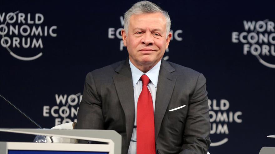 El rey jordano Abdolá II, durante una sesión especial del Foro Económico Mundial de Davos, en Jordania, 6 de abril de 2019. (Foto: AFP)