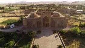Irán: 1- Monumentos históricos de Khaf 2- El instrumento musical Robab