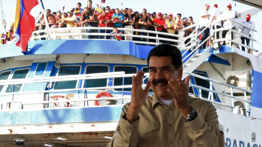 Maduro dice que las presiones externas no doblegarán a Venezuela