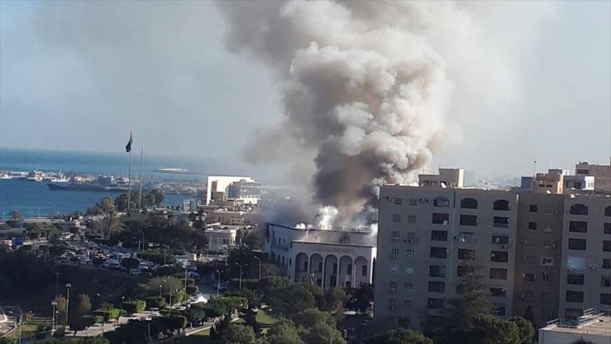 Ataque aéreo de Haftar deja 42 muertos en el suroeste de Libia | HISPANTV