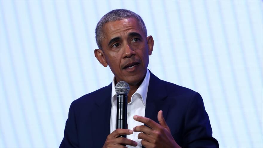 El expresidente de EE.UU. Barack Obama, habla en una cumbre, California, 19 de febrero de 2019. (Foto: AFP)