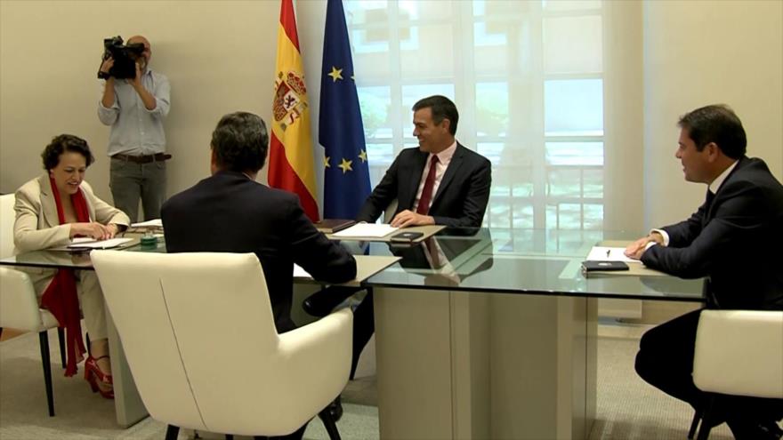 Patronal y sindicatos demandan un gobierno en España