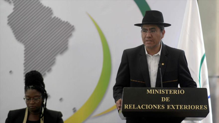 El canciller boliviano, Diego Pary, ofrece un discurso en San Salvador, 14 de junio de 2019. (Foto: AFP)