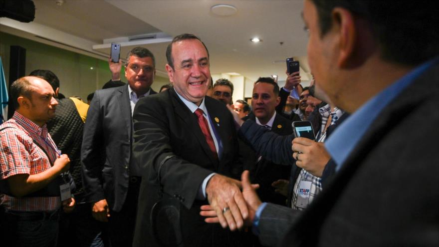 Conservador Giammattei gana las presidenciales en Guatemala