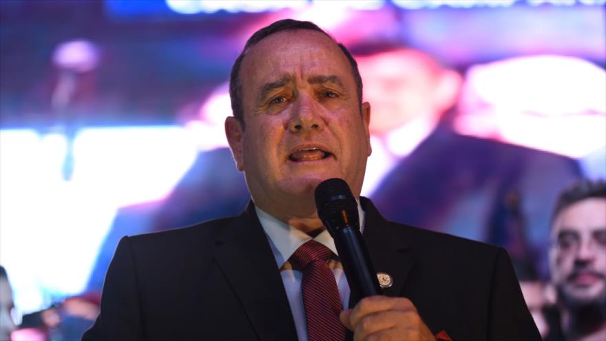 Giammattei dice que modificará el acuerdo migratorio con EEUU