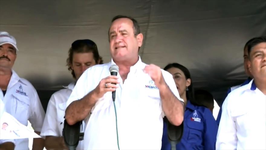 Los guatemaltecos eligen a Giammattei como su nuevo presidente