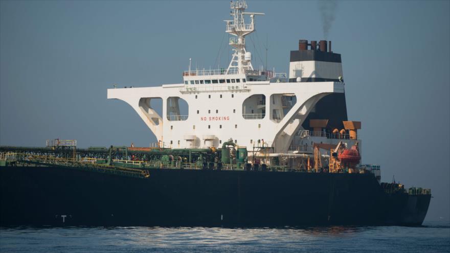 El petrolero Grace 1, cargado con crudo iraní, en las aguas de Gibraltar, 15 de agosto de 2019. (Foto: AFP)