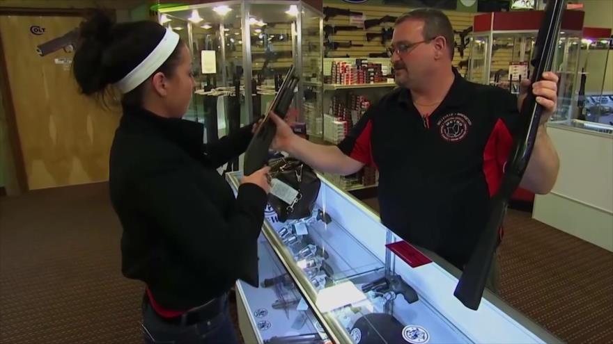 Presionan a Trump por control de armas en EEUU