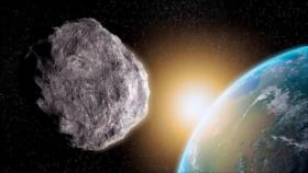 Un asteroide a una velocidad de 44 000 km se acerca a la Tierra