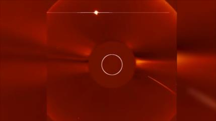 Vídeo: NASA capta instante en que un cometa se estrella con el Sol