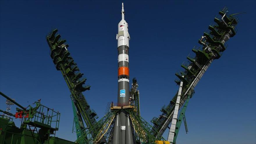 Rusia envía por primera vez un robot humanoide al espacio