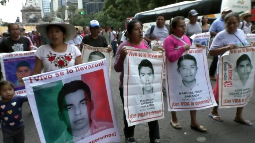 A casi 5 años, sin novedades de los 43 desaparecidos de Ayotzinapa 