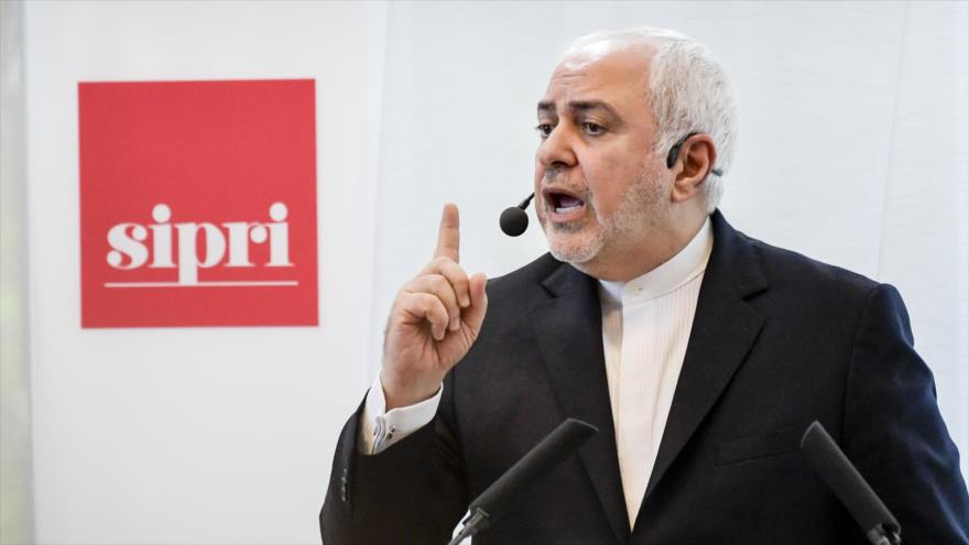 El canciller de Irán, Mohamad Yavad Zarif, ofrece un discurso en Estocolmo (Suecia), 21 de agosto de 2019. (Foto: AFP)