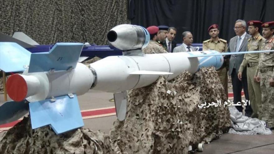 Misil de crucero Quds 1, presentado en una exhibición militar en Saná, la capital de Yemen, 7 de julio de 2019. (Foto: Al Masirah)