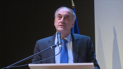 Siria: Europa ha perdido un papel positivo por subordinarse a EEUU