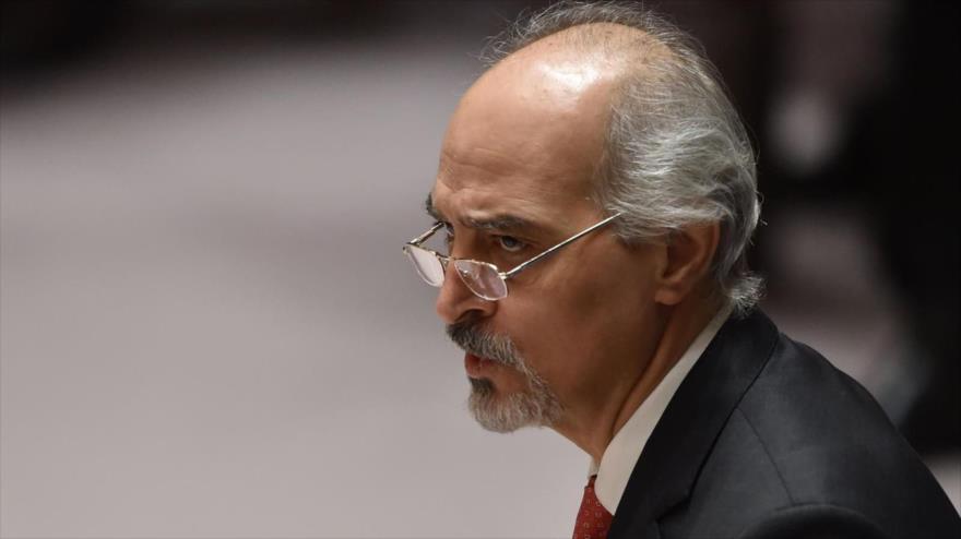 El representante permanente sirio ante las Naciones Unidas, Bashar al-Yafari, en Nueva York (EEUU), 13 de abril de 2018. (Foto: AFP)