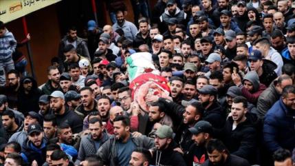 Muere joven palestino de 25 años herido por fuego israelí en Gaza