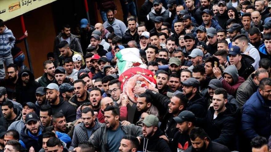 Funeral de un joven palestino asesinado por las fuerzas israelíes en las marchas en la Franja de Gaza, 31 de agosto de 2019. (Foto: Paltoday) 