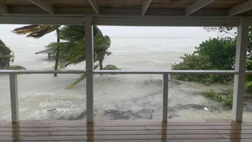 Huracán Dorian deja a su paso cinco muertos en Bahamas