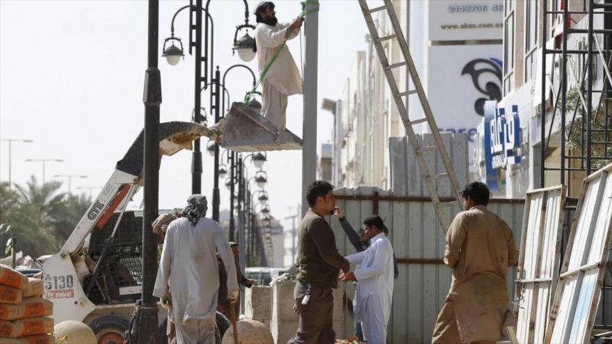 Trabajadores extranjeros en la ciudad de Riad, capital de Arabia Saudí, 9 de febrero de 2016. (Foto: Reuters).