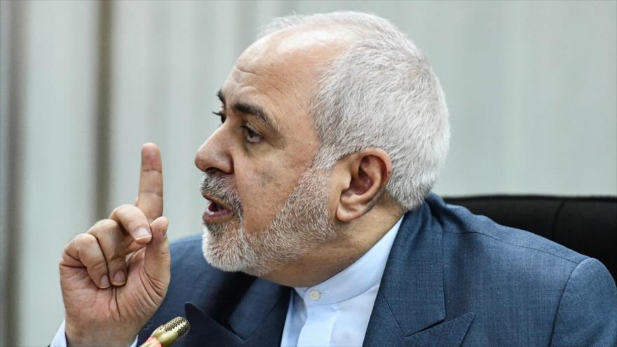 Mohamad Yavad Zarif, canciller de Irán, habla en el Foro Mundial Islámico en Kuala Lumpur, capital de Malasia, 29 de agosto de 2019. (Foto: AFP)