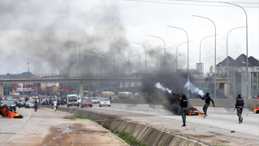 Fuerzas de Nigeria matan a tres enlutados en pleno Día de Ashura | HISPANTV