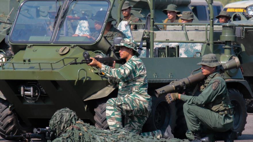 Fuerzas de seguridad de Venezuela participan en un ejercicio militar en el estado oriental de Táchira, 10 de septiembre de 2019. (Foto: AFP)
