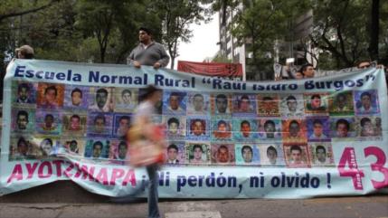 Fiscalía de México investiga a encargados del caso de Ayotzinapa 