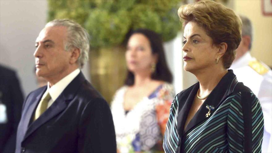 El espresidente brasileÃ±o Michel Temer (2016-2018) durante un acto, junto a la expresidenta Dilma Rousseff (2011-2016).