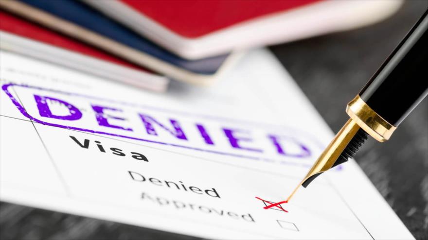 Impiden la entrada de una docena de estudiantes iraníes a EE.UU.