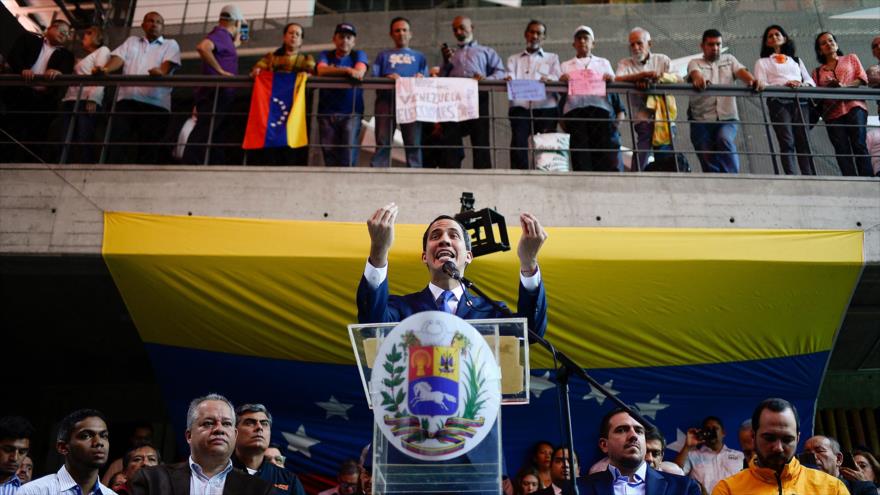 El líder opositor venezolano Juan Guaidó, en una conferencia de prensa en el Teatro Chacao en Caracas, capital, 19 de septiembre de 2019. (Foto: AFP)