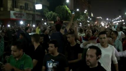 Manifestantes en Egipto vuelven a desafiar al presidente Al-Sisi