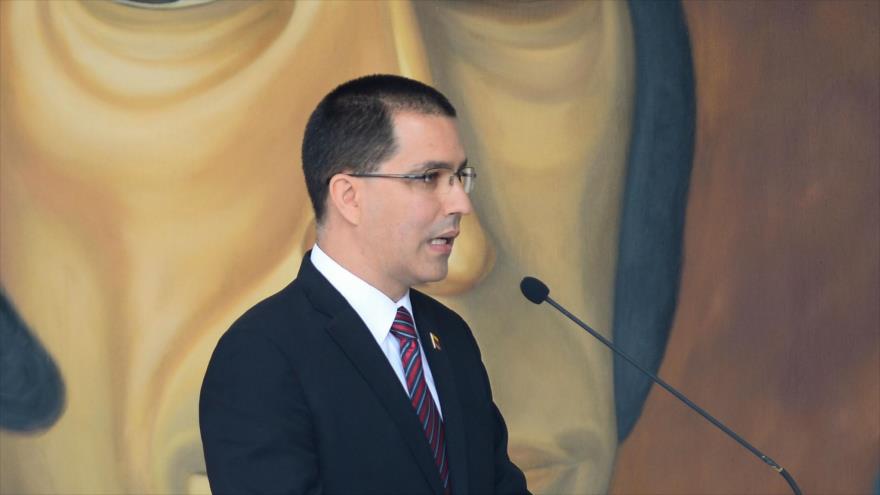 El ministro venezolano de Exteriores de Venezuela, Jorge Arreaza, en la sede de la Cancillería del país, Caracas, 30 de agosto de 2019. (Foto: AFP)
