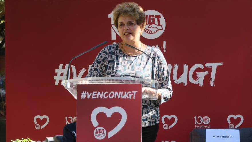 La expresidenta de Brasil Dilma Rousseff, pronuncia un discurso en un acto en Madrid, 29 de septiembre de 2019. g