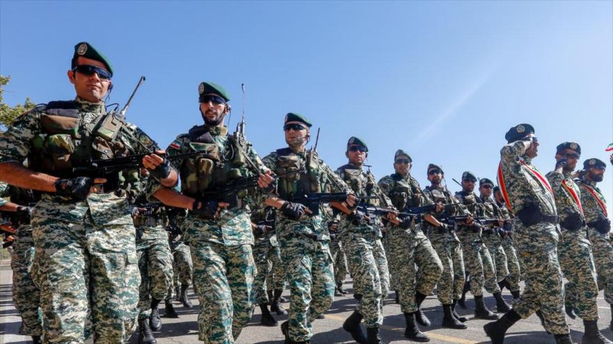 イランの軍隊の部隊は、2019年9月25日、イランの首都テヘランでの軍事パレードに参加しています（写真：IRNA）