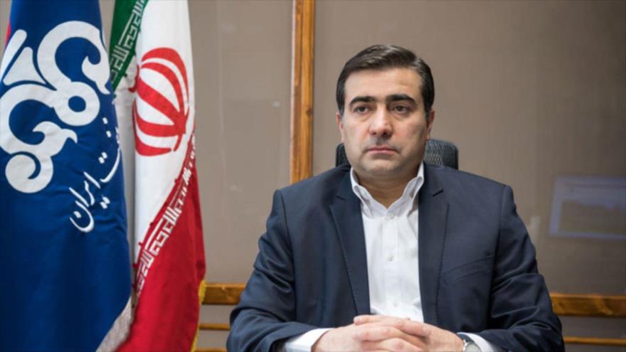 El subdirector general de la Compañía Nacional Iraní de Petróleo (NIOC, por sus siglas en inglés), Reza Dehqan, en su despacho.