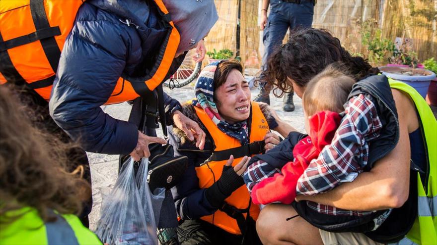 Refugiados afganos en la isla griega de Lesbos, en la frontera con Turquía.