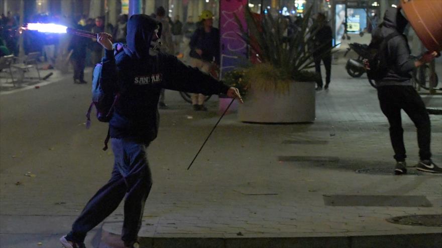Vídeo: Ultraderechistas e independentistas chocan en Barcelona