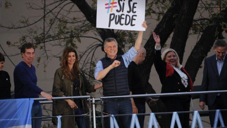 Trabajadores públicos denuncian ser forzados a ir a mitin de Macri | HISPANTV