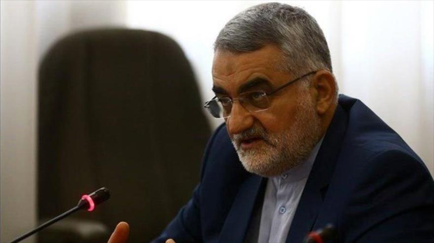 Alaeddin Boruyerdi, miembro de la Comisión de Seguridad Nacional y Política Exterior del Parlamento de Irán (Mayles).