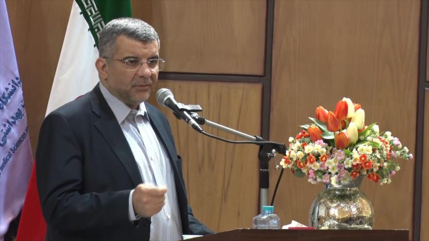 El viceministro iraní de Salud, Iraj Harirchi, ofrece un discurso en la Universidad de Ciencias Médicas de Kashan, 22 de octubre de 2019.