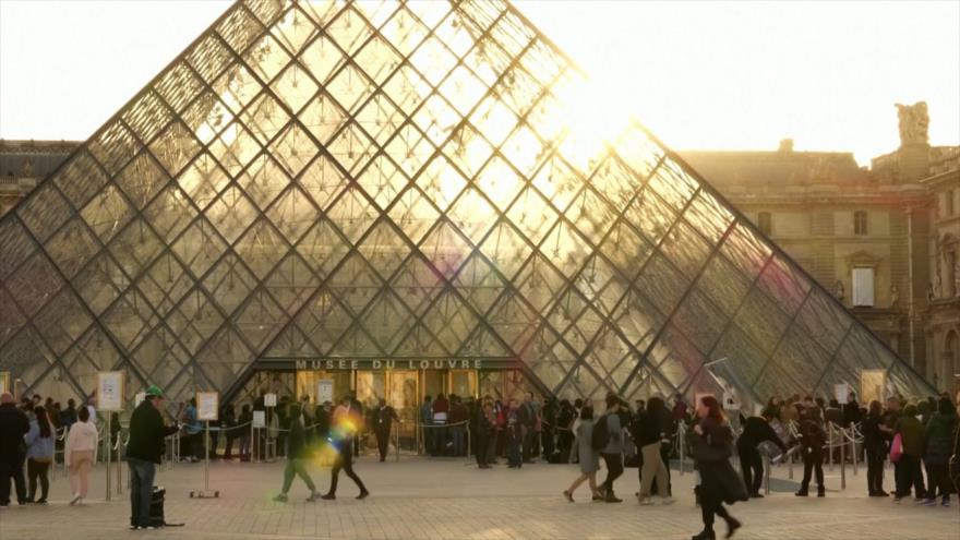 Museo de Louvre inaugura la mayor colección mundial de Da Vinci