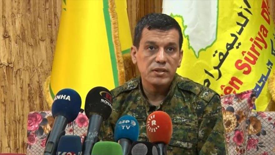 El comandante de las kurdo-sirias Fuerzas Democráticas Sirias (FDS), Mazlum Abdi.
