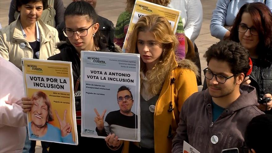 Protesta por unas elecciones más accesibles en España