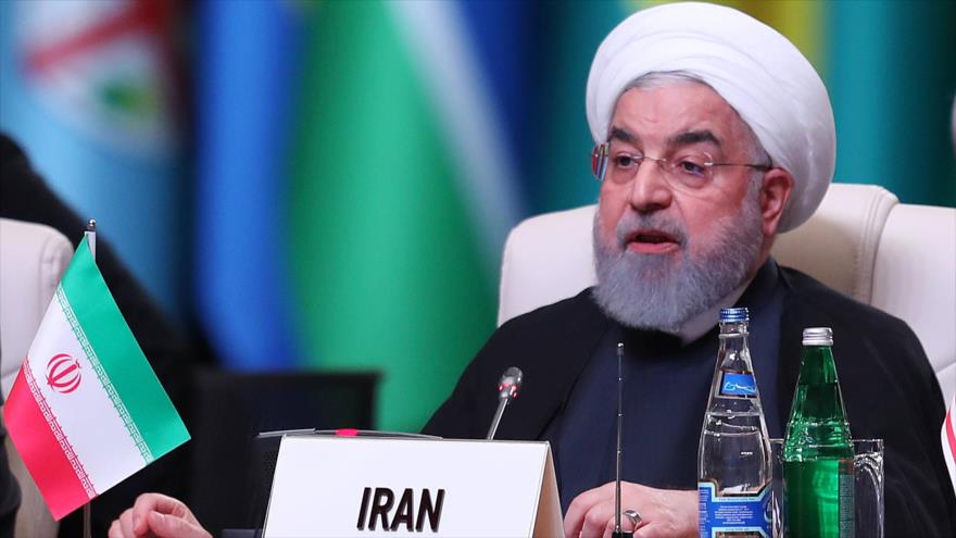 El presidente de Irán, Hasan Rohani, en la cumbre del Movimiento de Países No Alineados en Bakú, capital de Azerbaiyán, 25 de octubre de 2019. (Foto: President.ir)